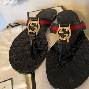 Gucci Nero sandal size 7
